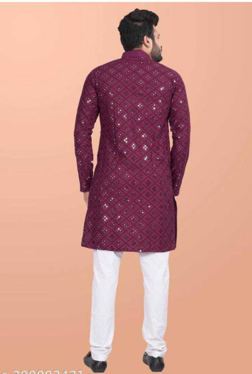 VALAKI Men Kurta Pyjama Set - Image 2