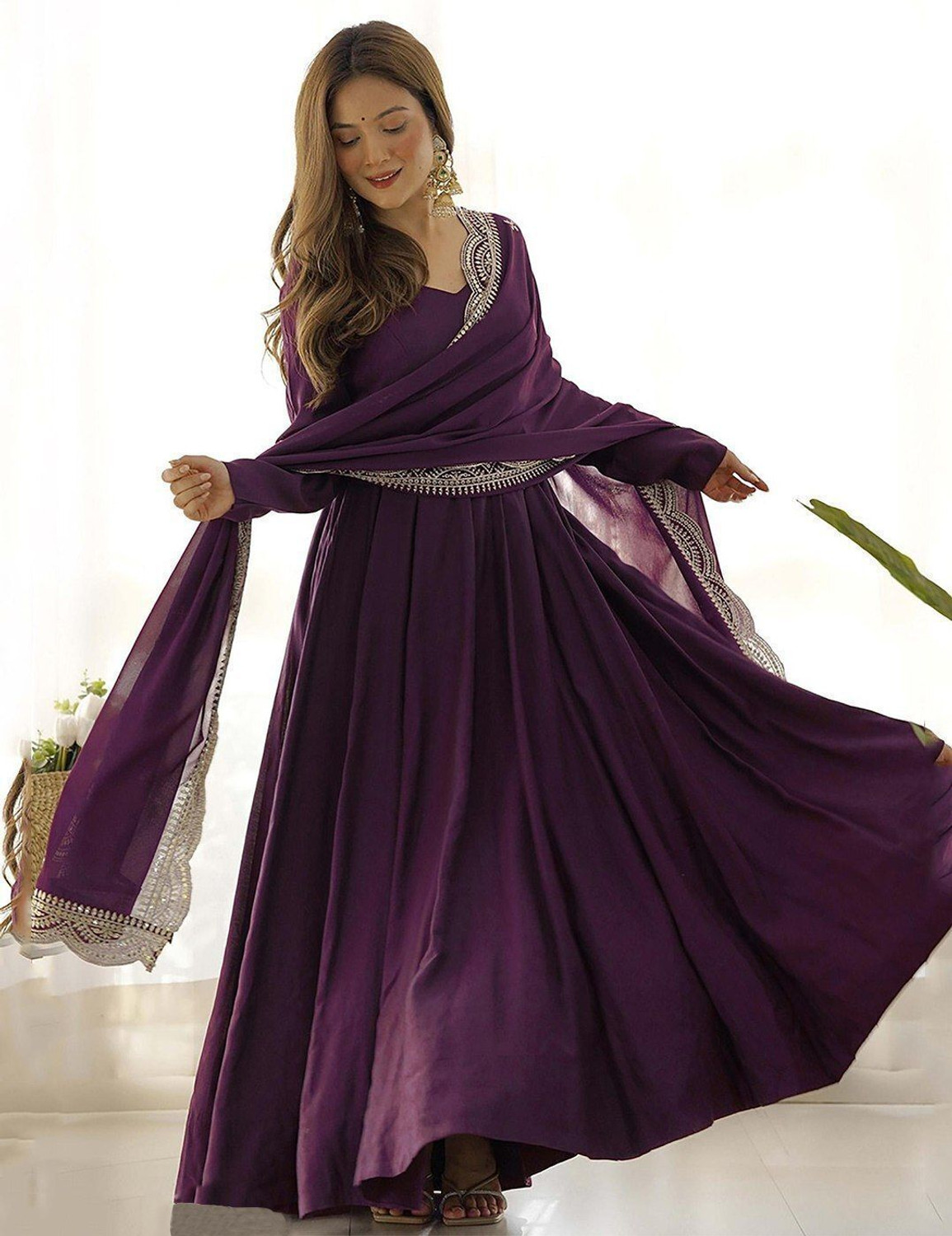 Image of SAHYRA Women Georgette Kurta Dupatta Set