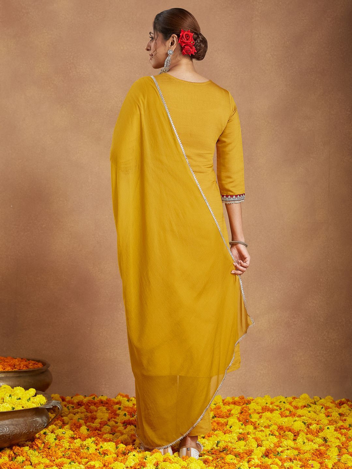 Image of Janasya Women Kurti Pant Dupatta Set