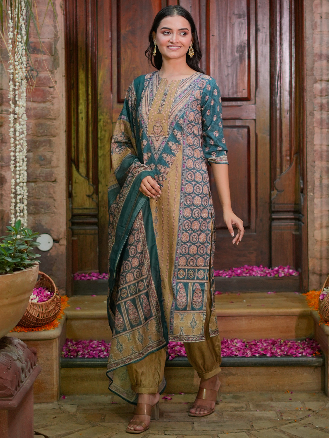 Image of LIBAS Women Cotton Blend Kurta Salwar Dupatta Set