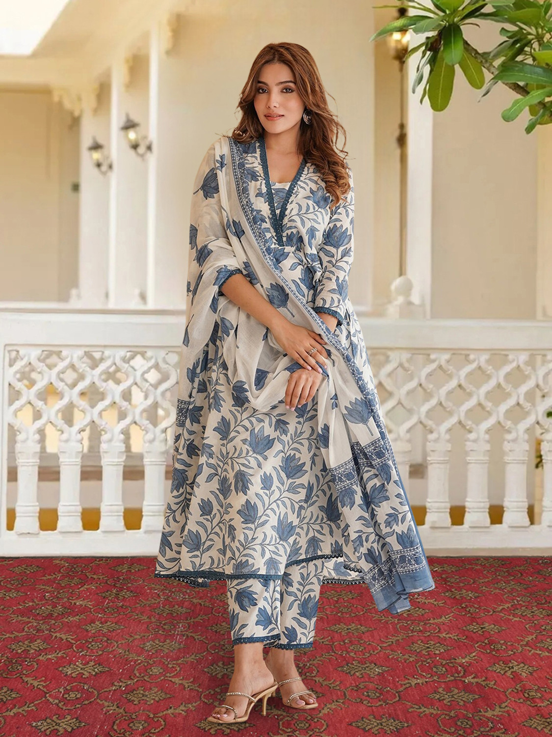 Image of 1 Stop Fashion Women Kurta Pant Dupatta Set