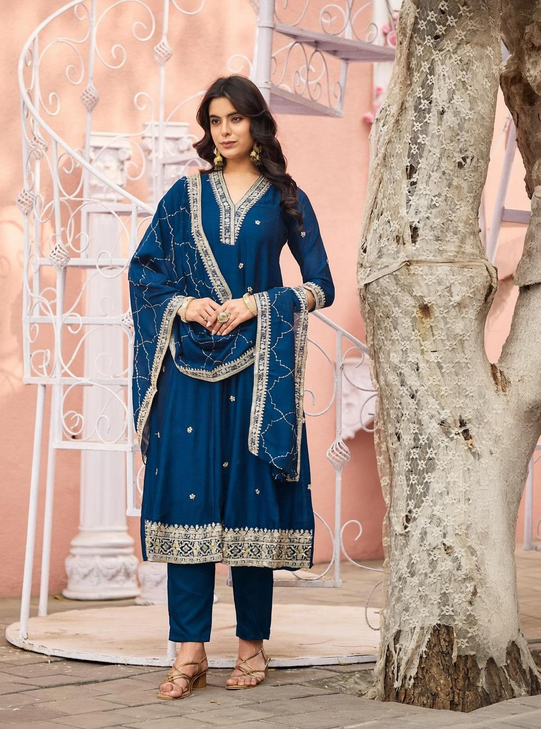 Image of JANAY Women Kurta Pant Dupatta Set