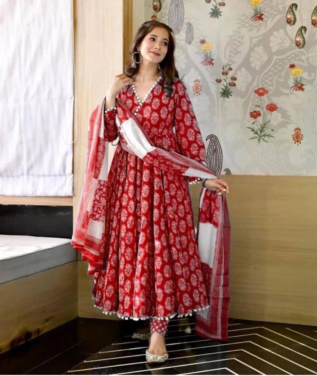 Jeevika Fashion Women Kurta Palazzo Set
