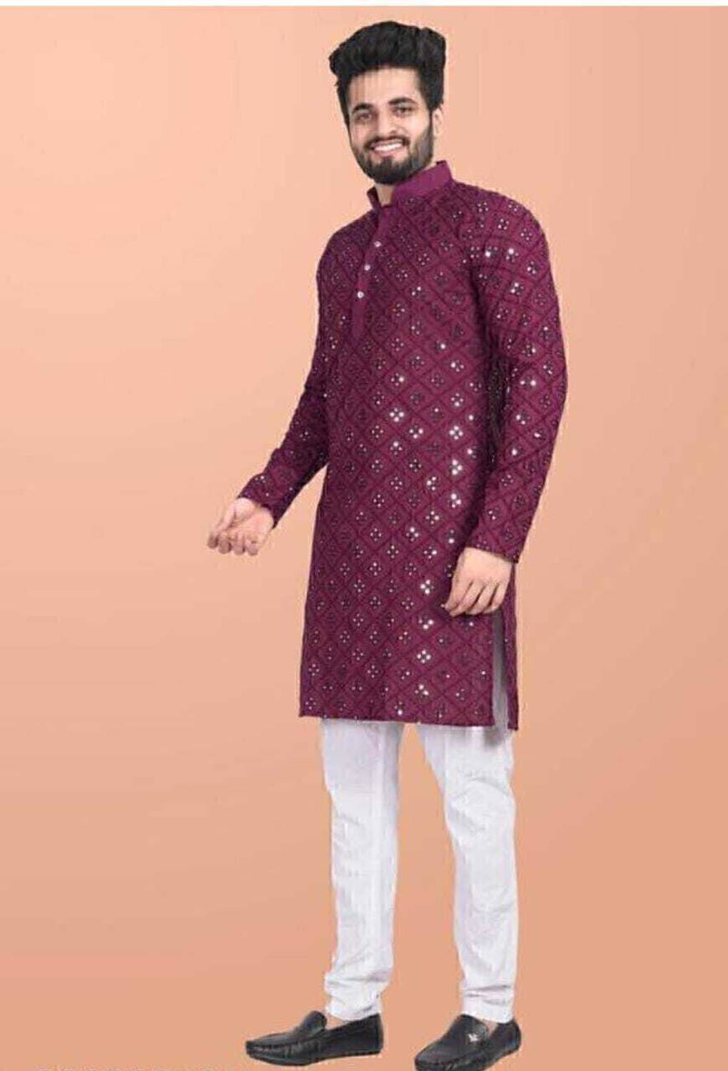 VALAKI Men Kurta Pyjama Set - Image 4