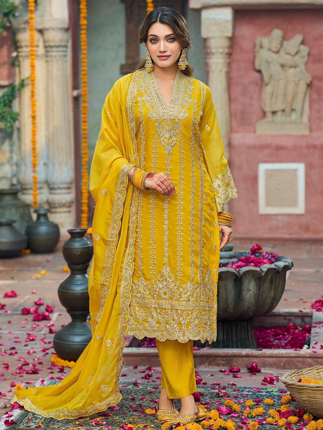 Image of Indo Era Women Kurta Pant Dupatta Set