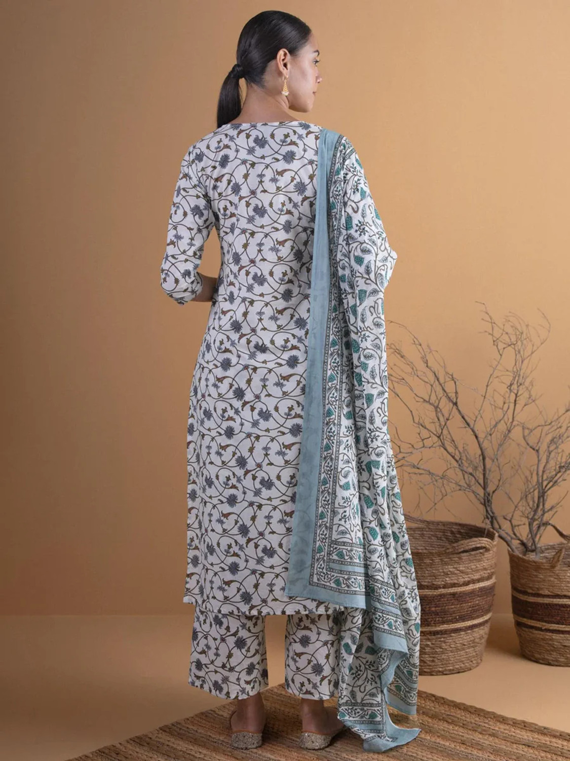 Image of Lamba Creations Women Kurti Pant Dupatta Set