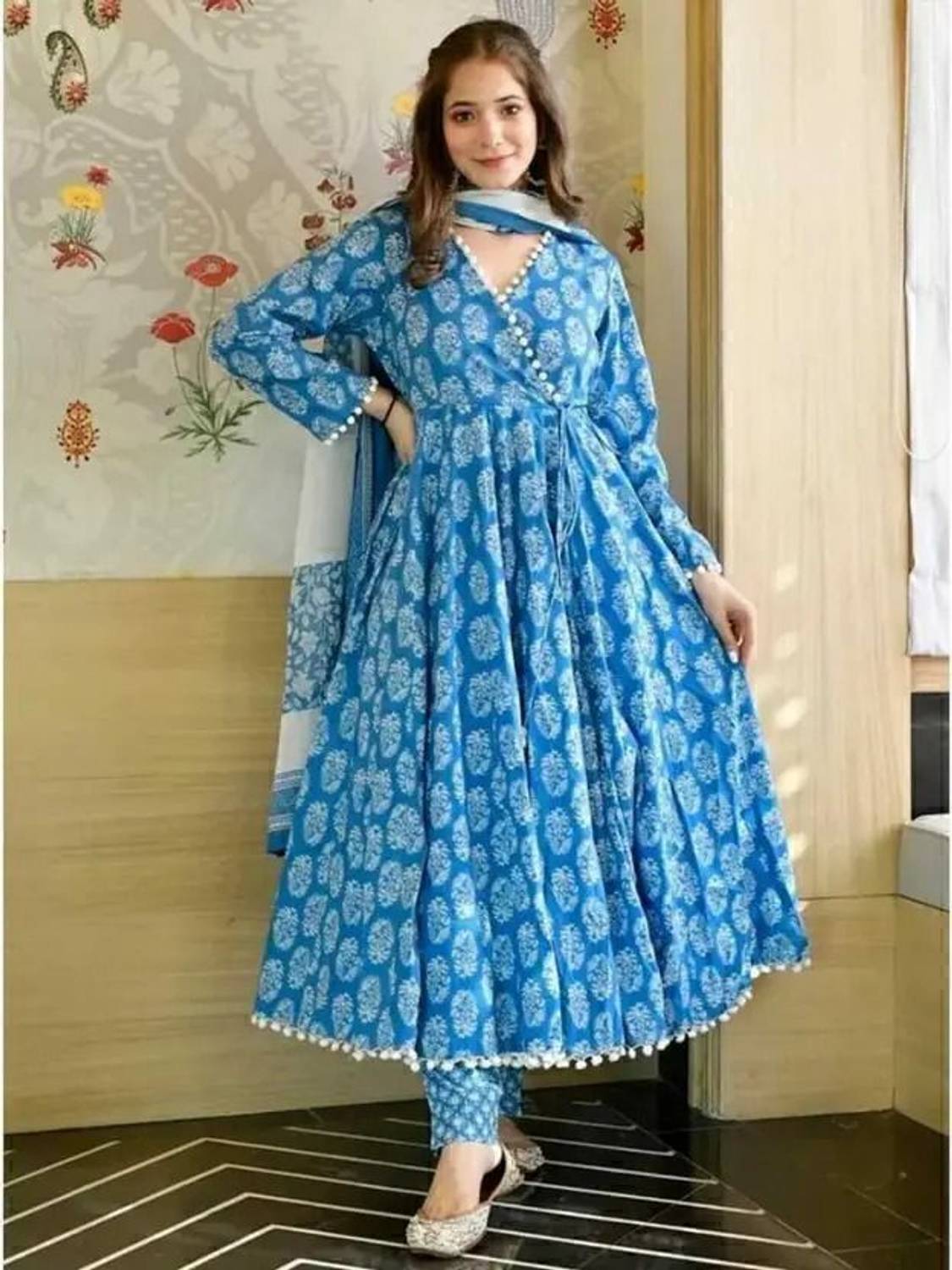 KIYAARA CREATION Women Kurta Pant Dupatta Set