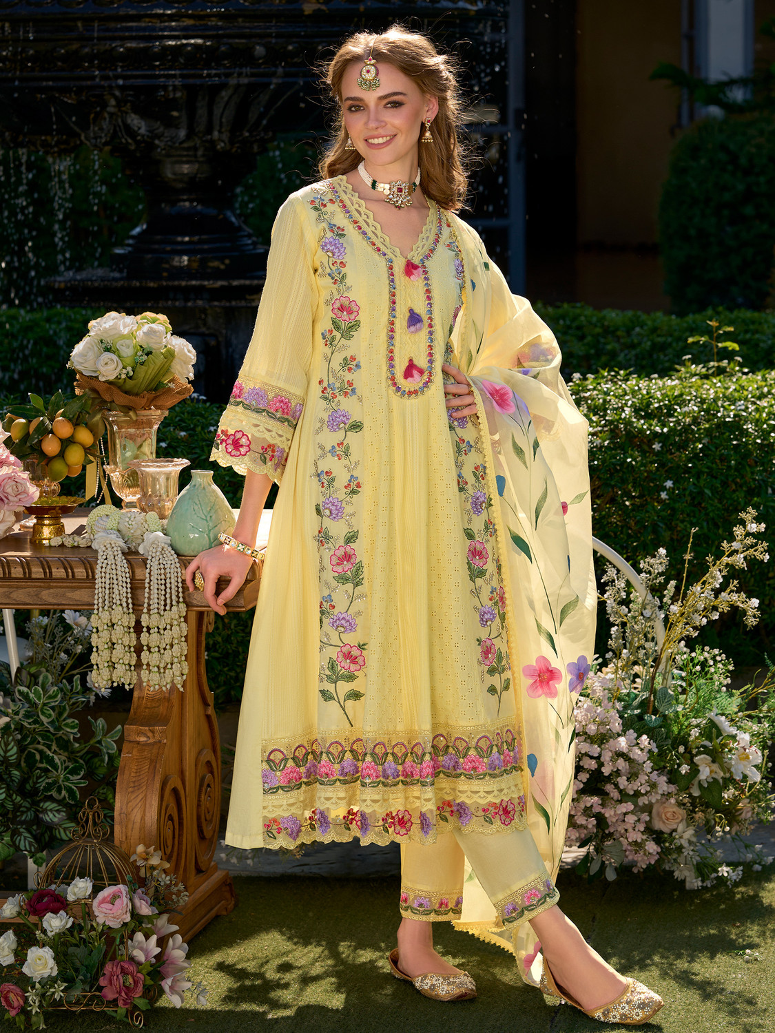 Image of Indo Era Women Kurta Pant Dupatta Set