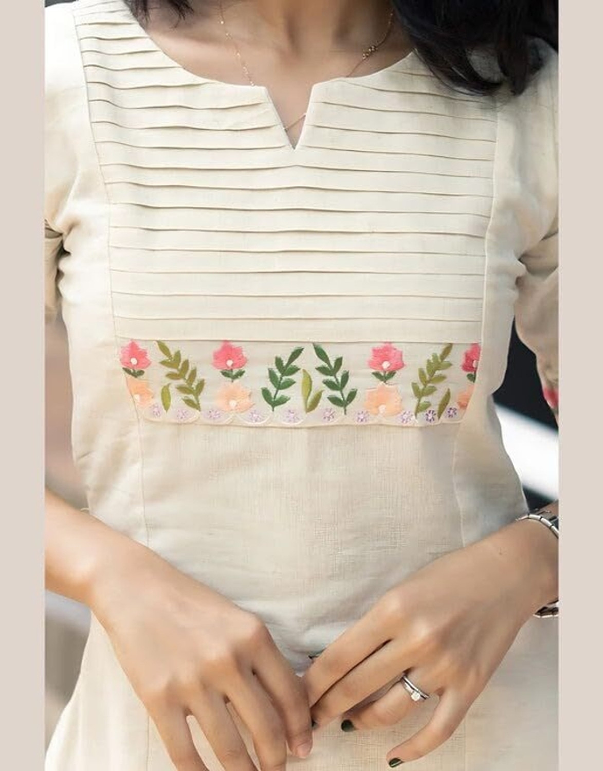 Image of Sarthak Women Kurta Pant Set