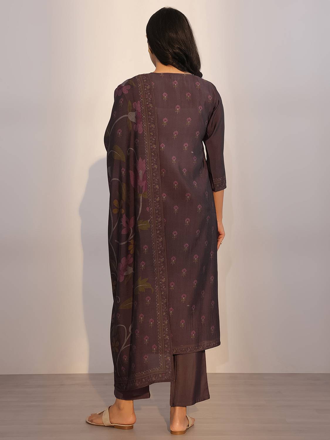 LIBAS Women Kurta Pant Dupatta Set - Image 2