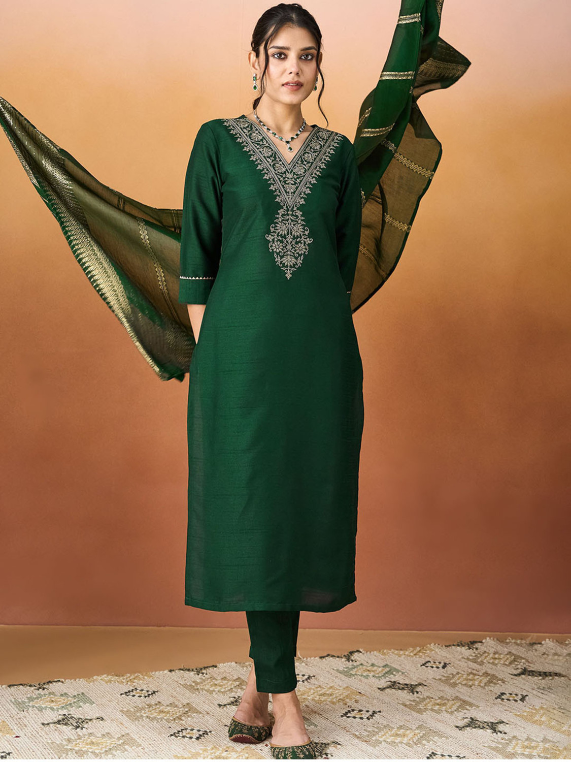 Image of Janmantar Women Kurta Pant Dupatta Set