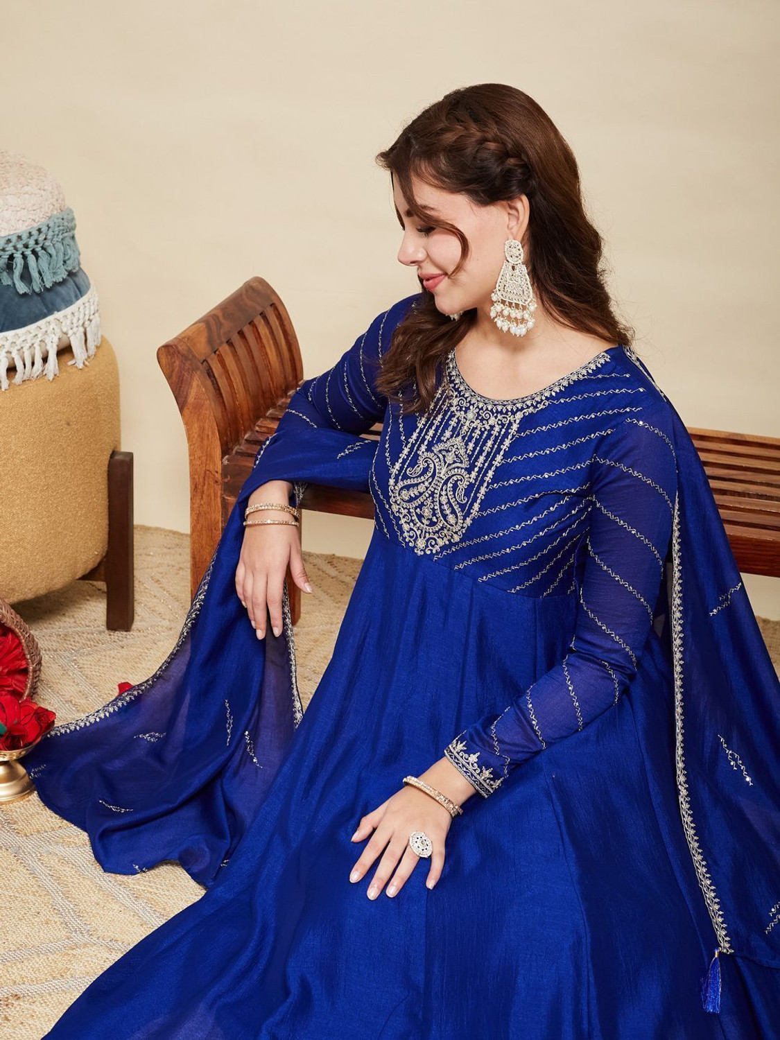 Image of MOKOSH Women Kurta Pant Dupatta Set