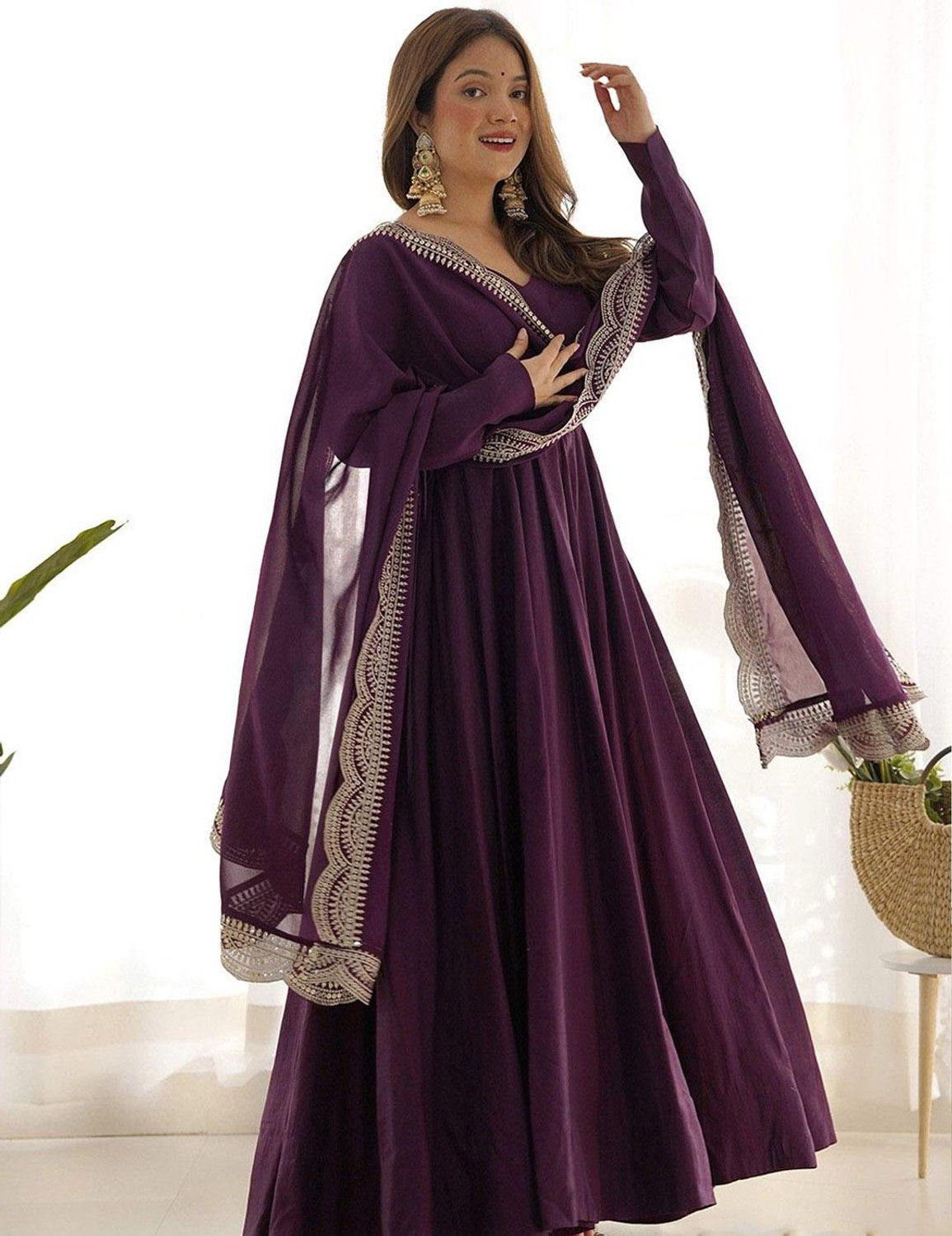 Image of SAHYRA Women Kurta Dupatta Set