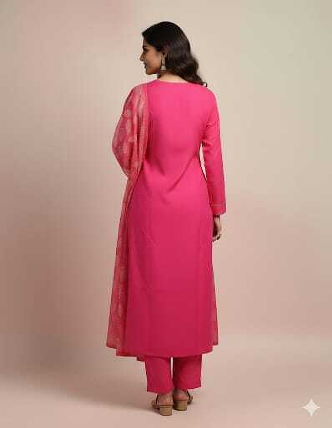 Image of Mukesh Printed Kurta, Legging & Dupatta Set