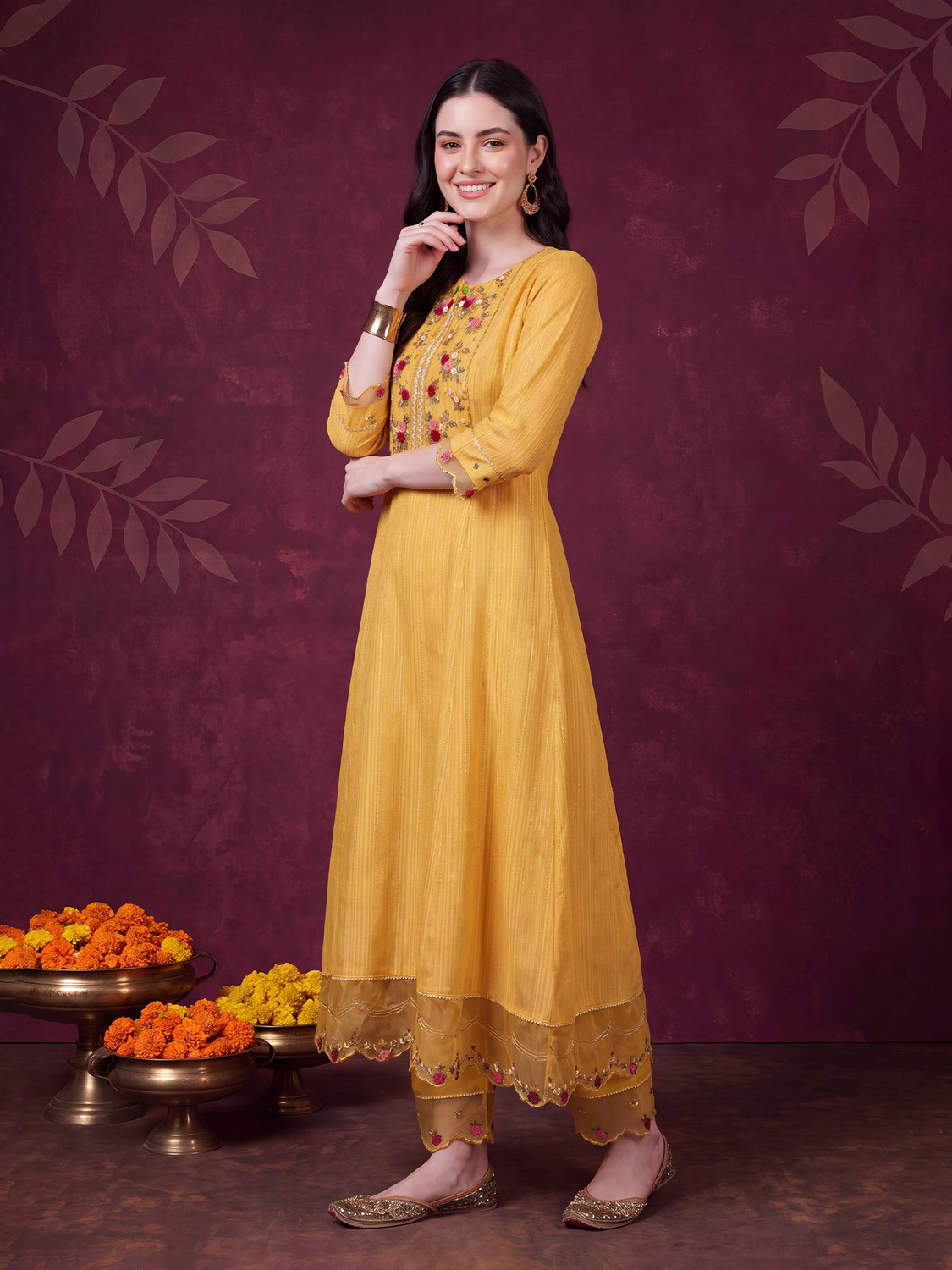 Image of Indo Era Women Kurta Pant Dupatta Set
