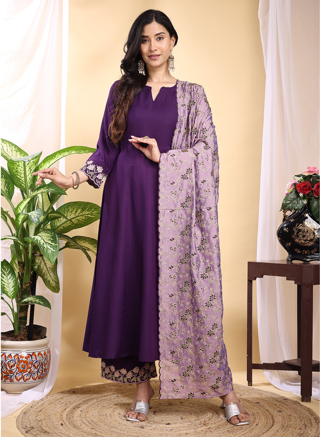 Image of Hirvanti Fashion Women Kurta Palazzo Dupatta Set