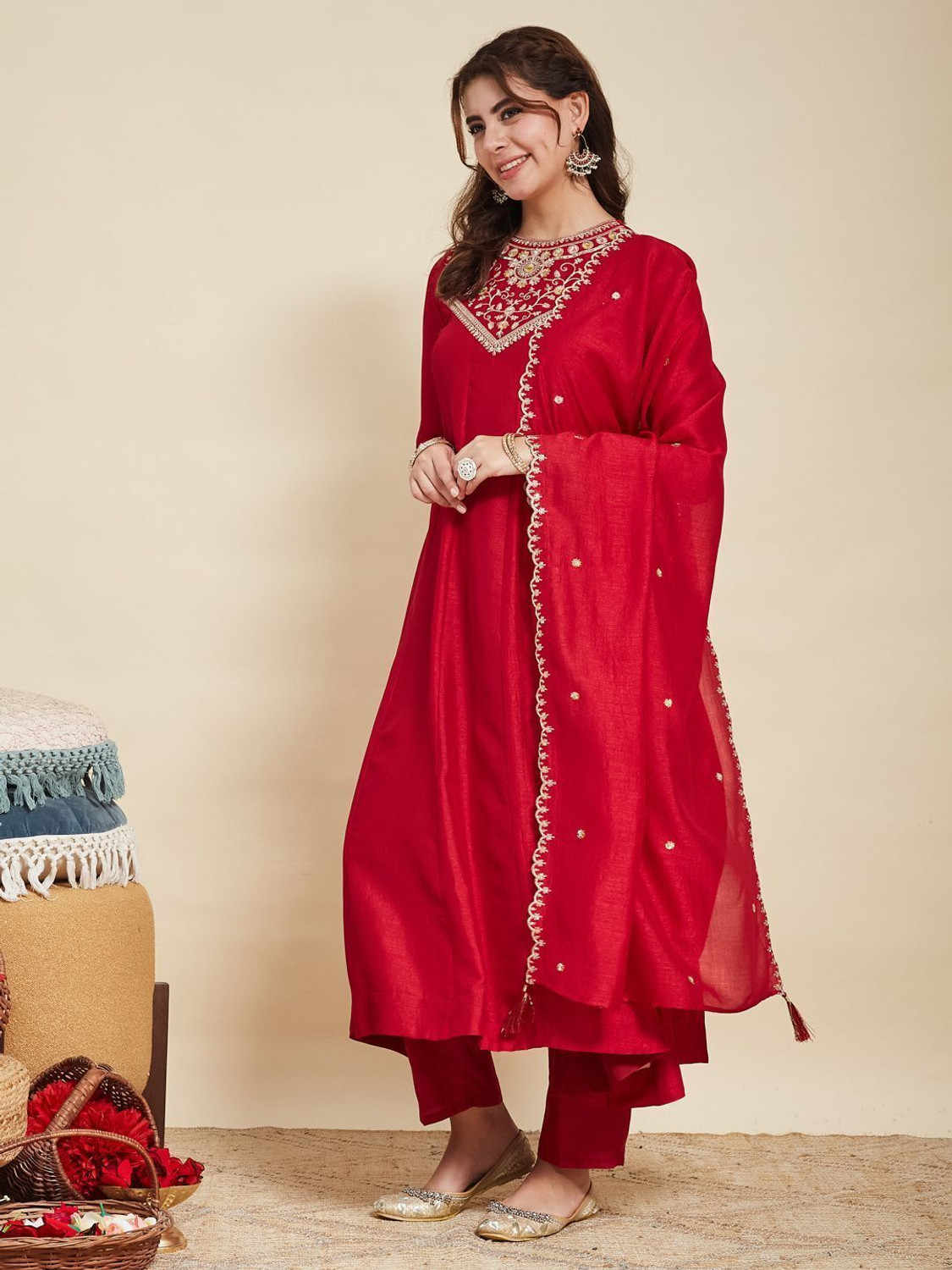 Image of MOKOSH Women Kurta Pant Dupatta Set