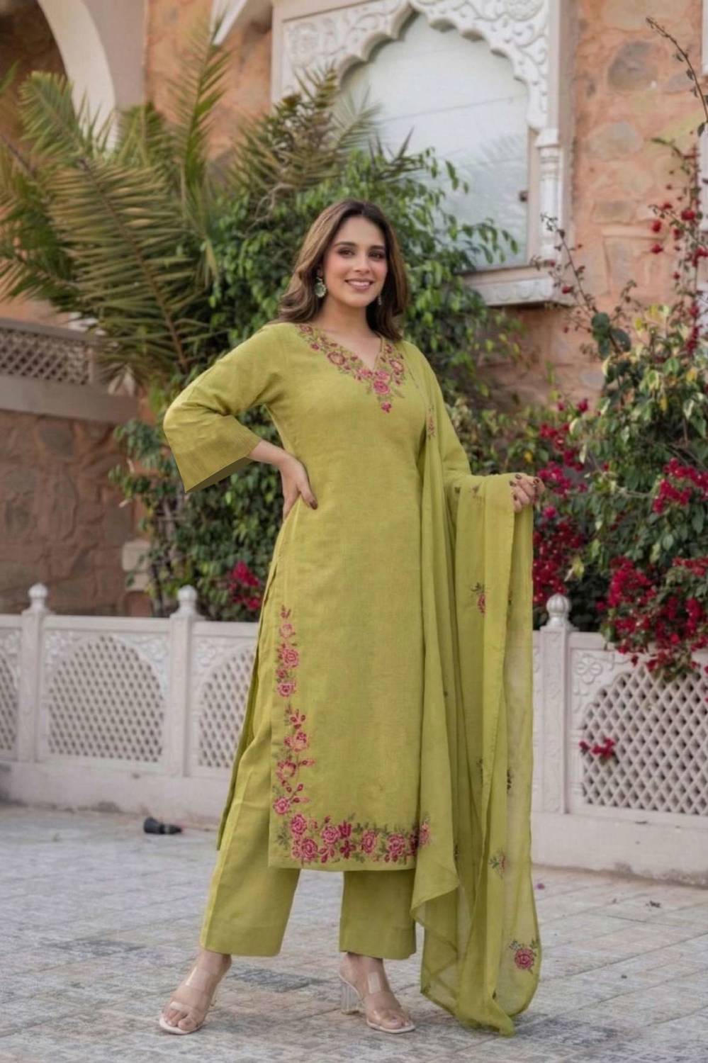 Shubhisha Women Kurti Palazzo Dupatta Set