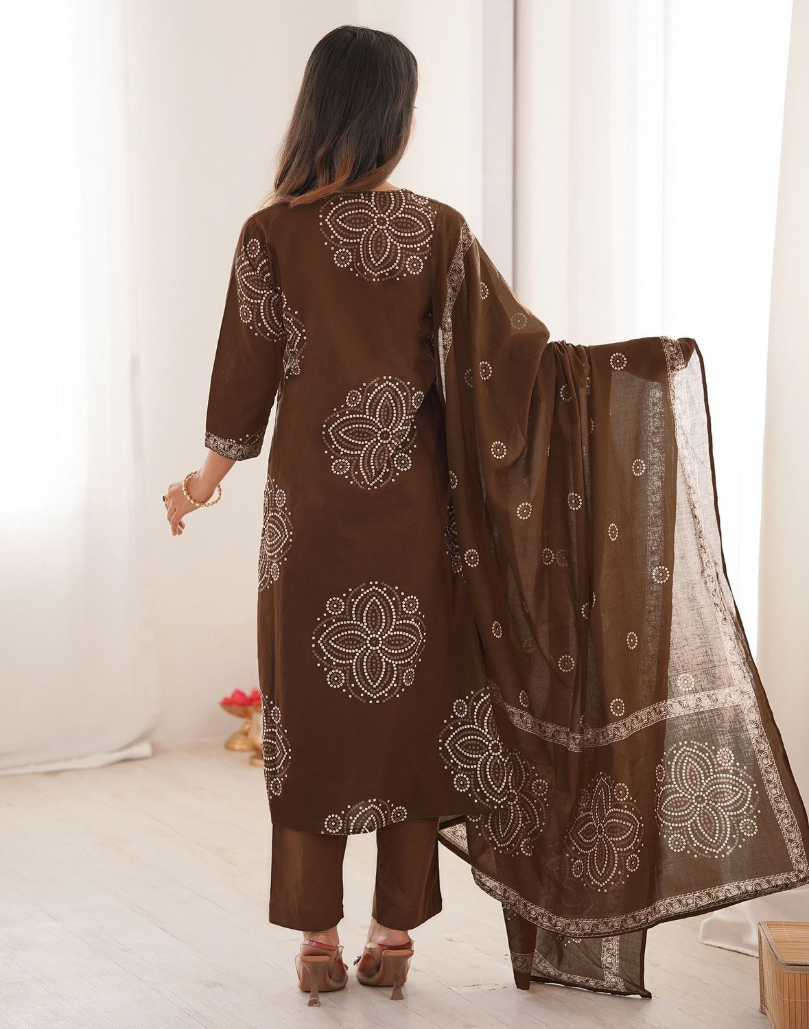Image of Skylee Women Kurta Pant Dupatta Set