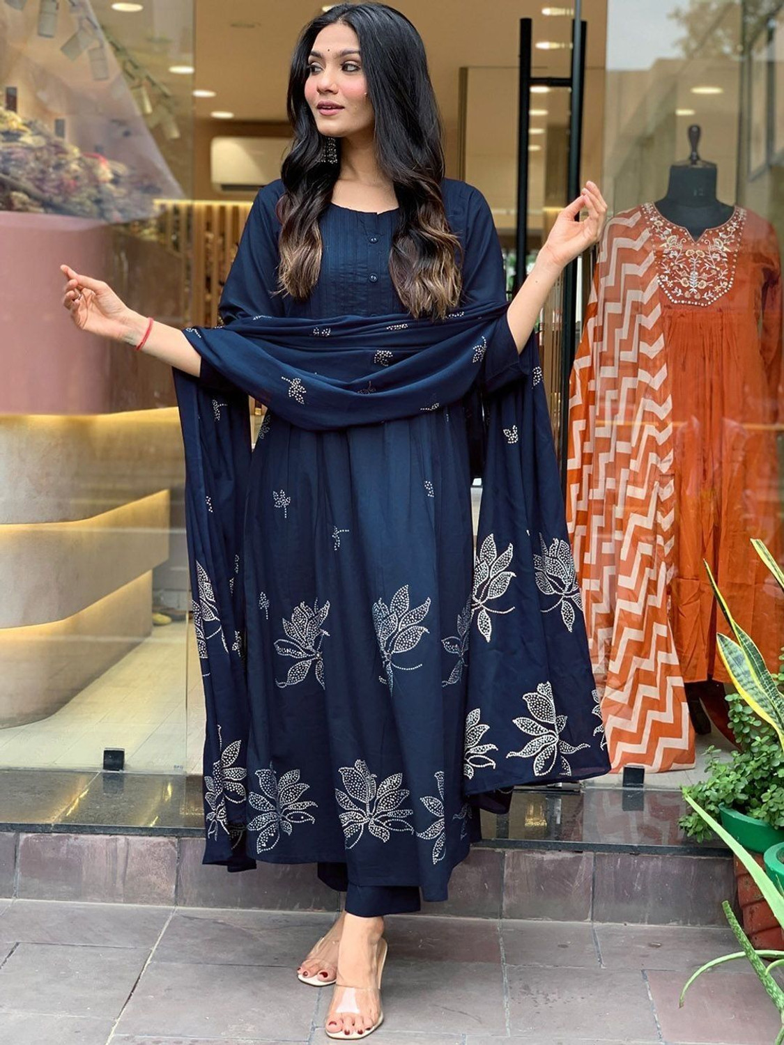 Image of Divastri Women Kurta Pant Attached Dupatta Set