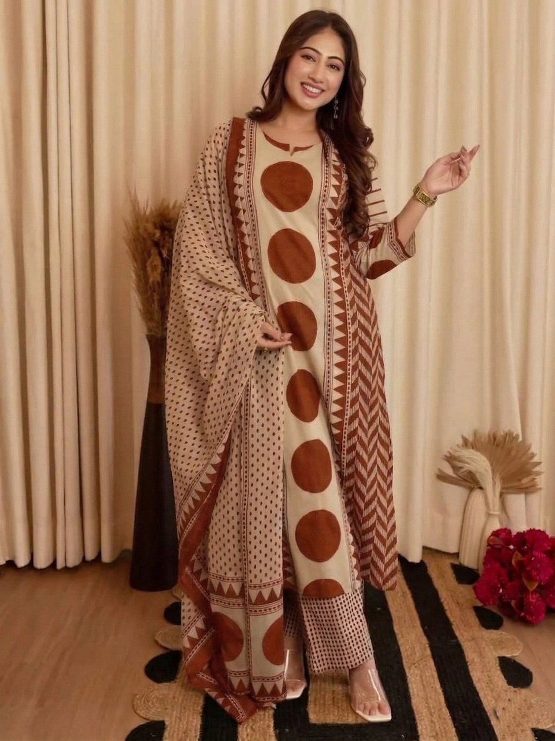 Image of Nermosa Women Kurta Pant Dupatta Set