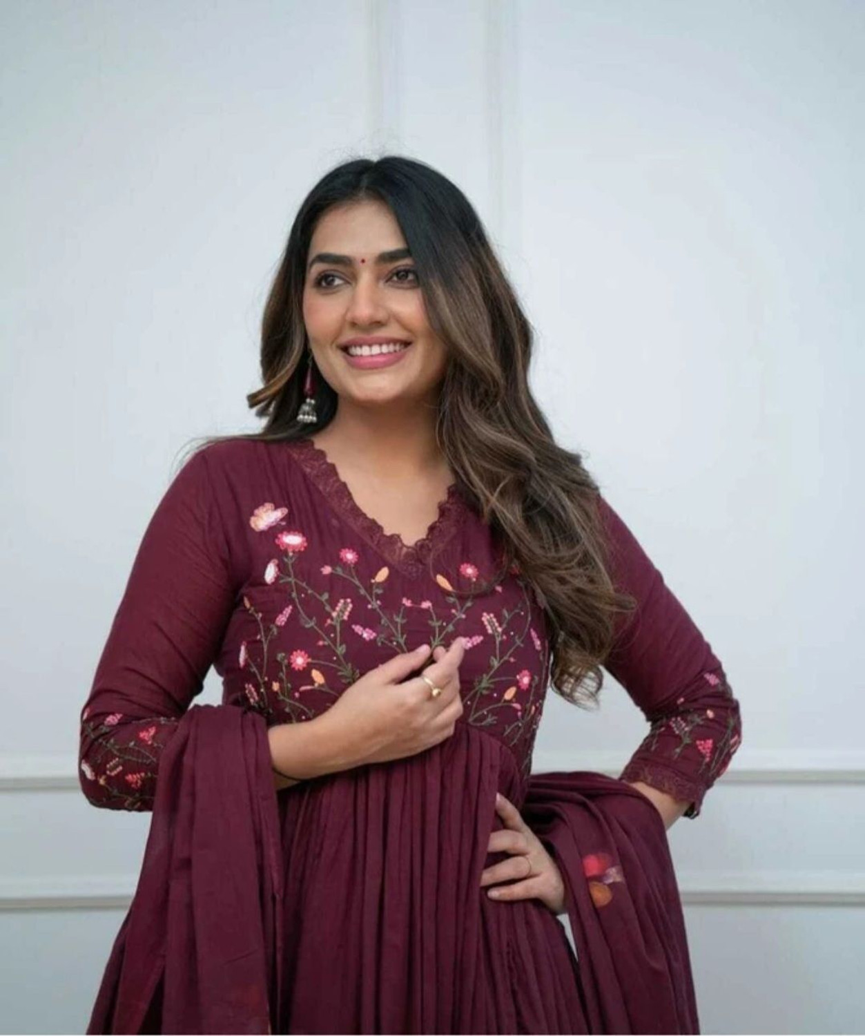 Image of OKARA STYLE Women Kurti Pant Dupatta Set