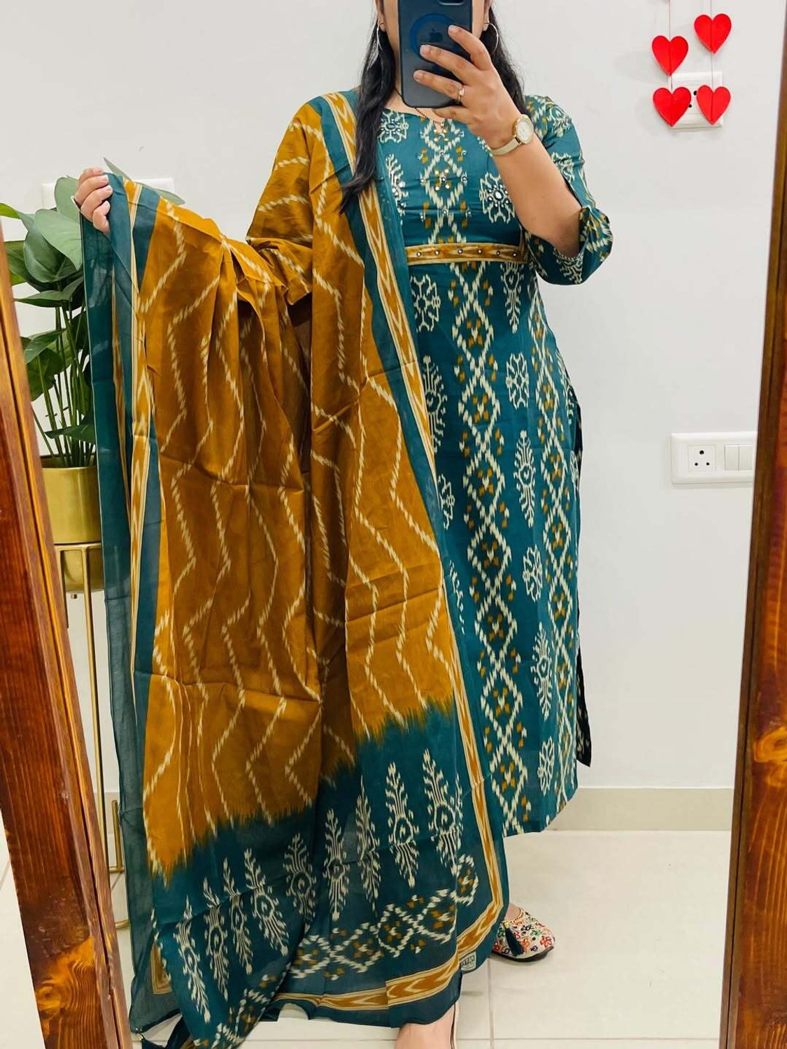Image of LAJHAB Women Kurta Pant Dupatta Set