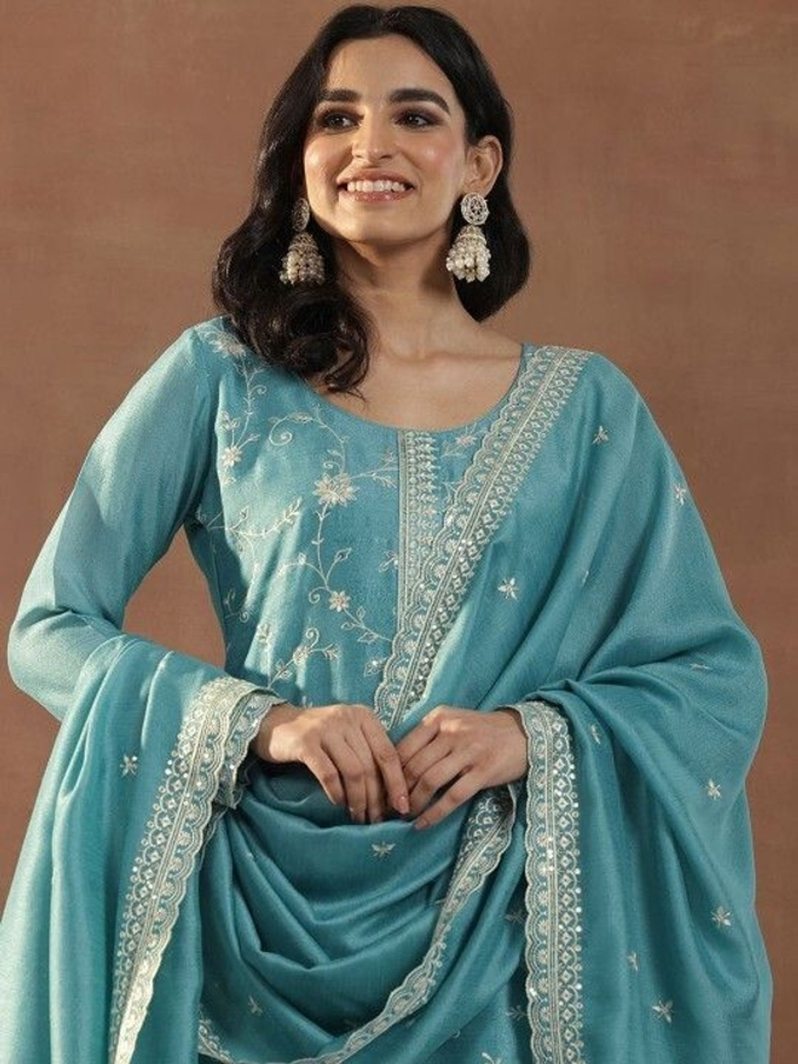 Image of Vastrasaili Women Kurti Pant Dupatta Set