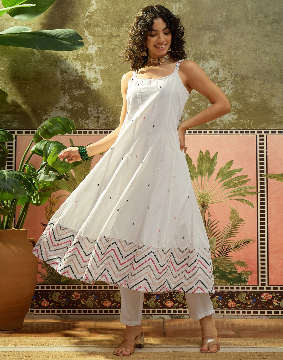 Image of Skylee Women Kurta Pant Dupatta Set