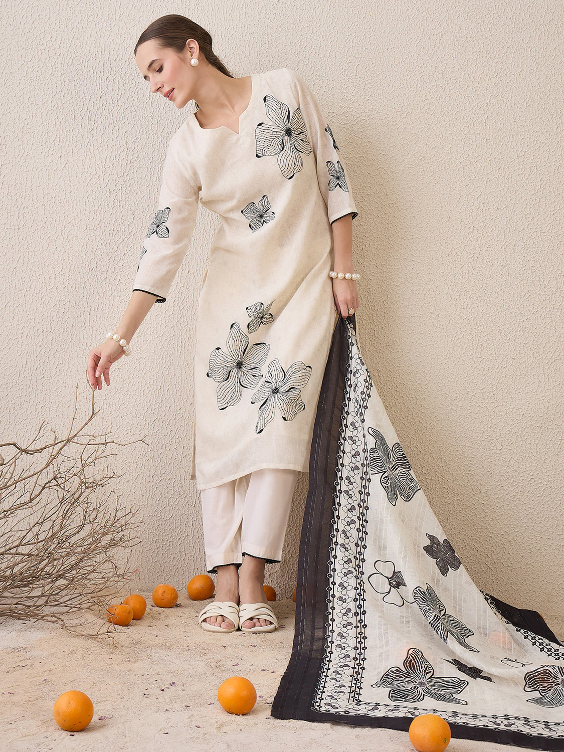 Image of Indo Era Women Kurta Pant Dupatta Set
