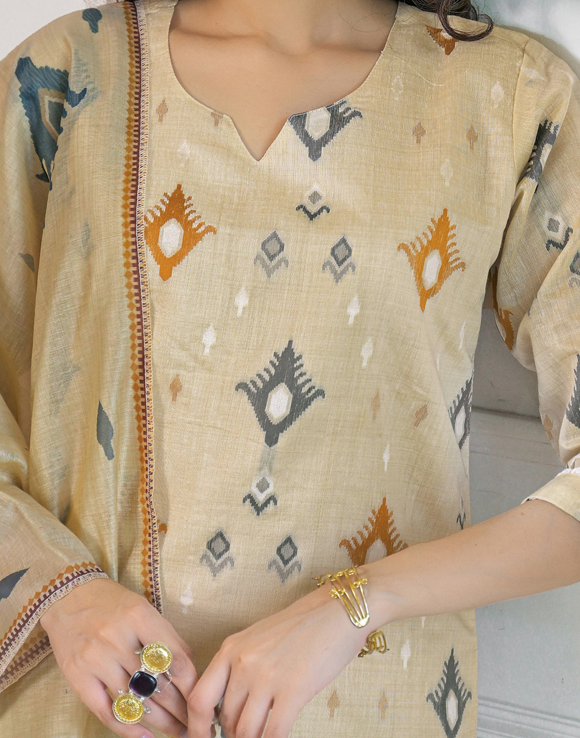 Image of Skylee Women Chanderi Kurta Pant Dupatta Set