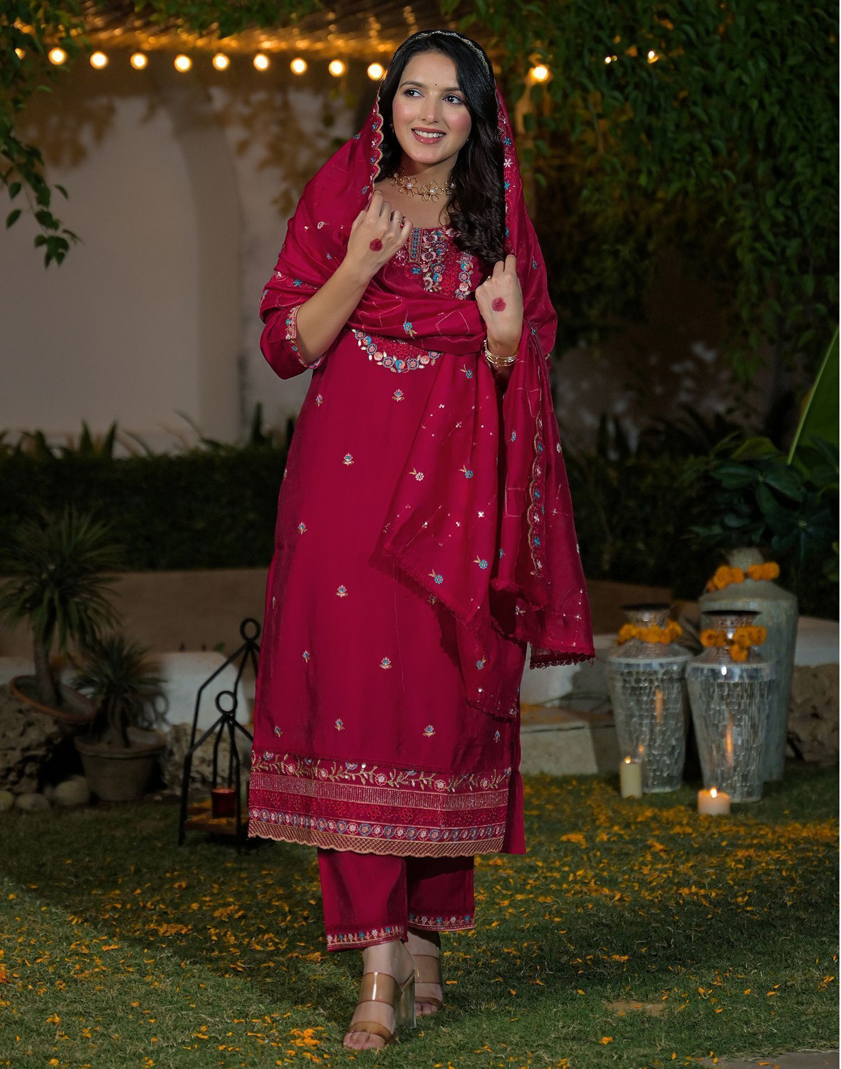 Image of Skylee Women Kurta Pant Dupatta Set