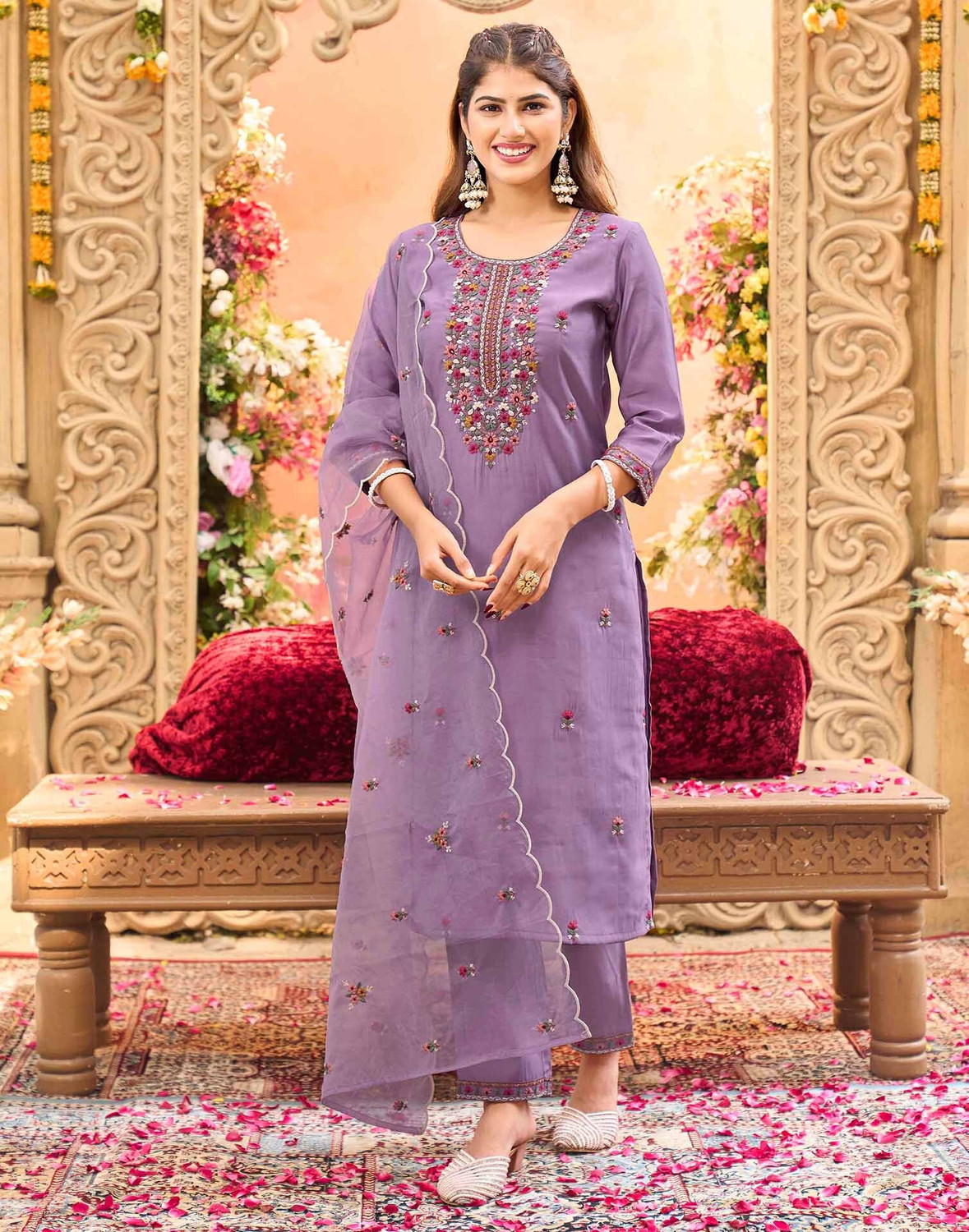 Image of Skylee Women Kurta Pant Dupatta Set