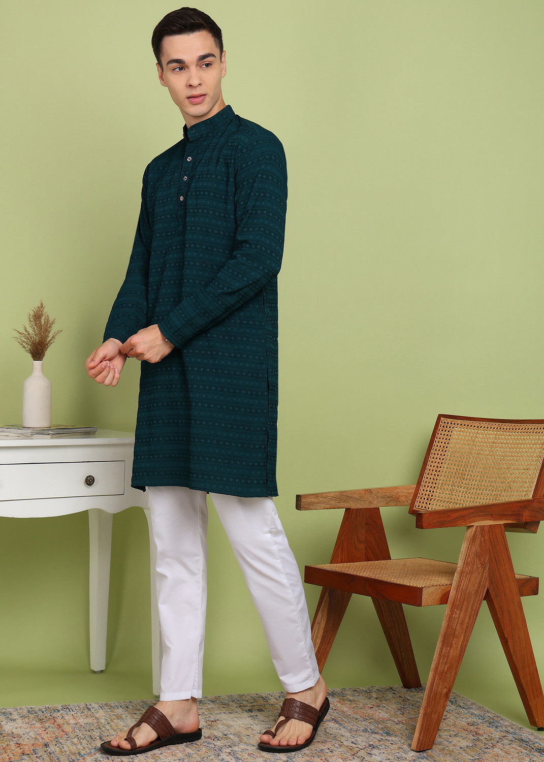 Image of FUBAR Men Self Design Straight Kurta