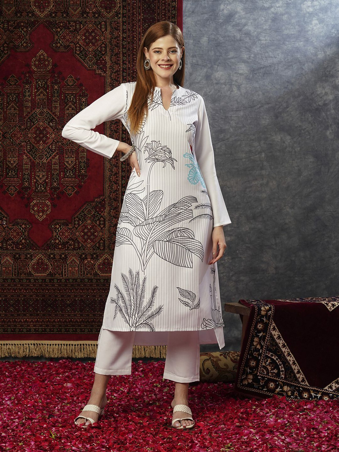 Image of Gosriki Women Kurta Pant Set
