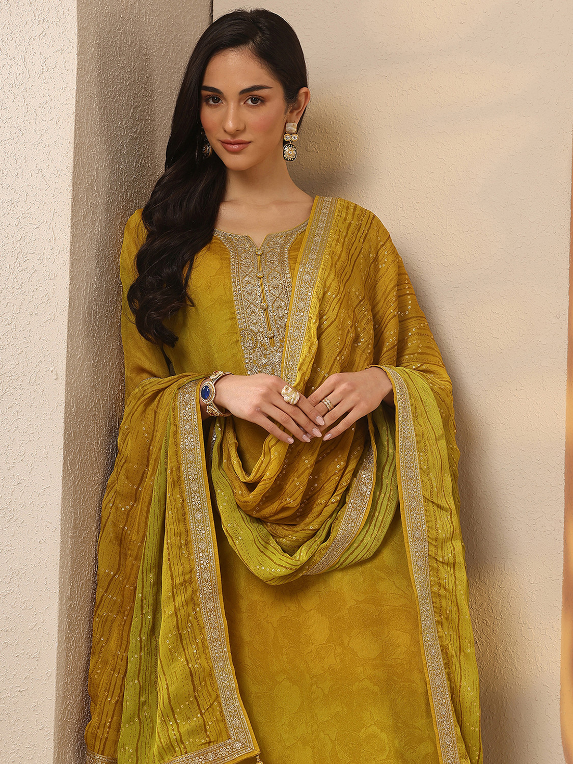 Image of LIBAS Women Kurta Pant Dupatta Set