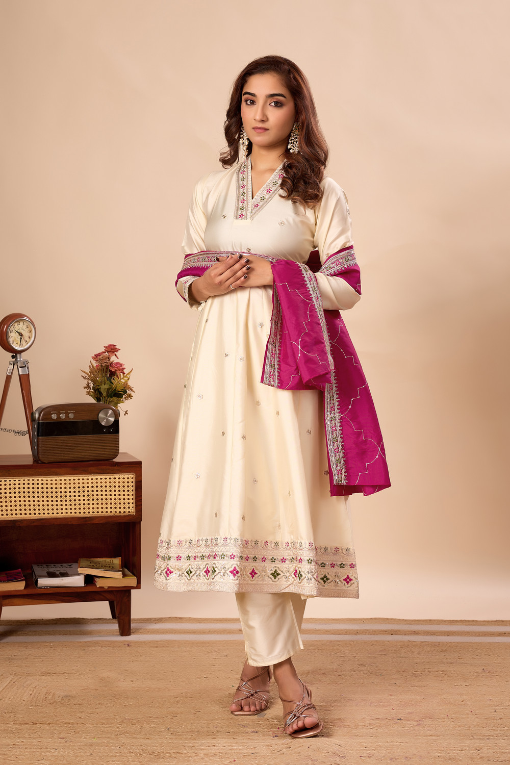 Image of SILVER RABBIT Women Kurta Pant Dupatta Set