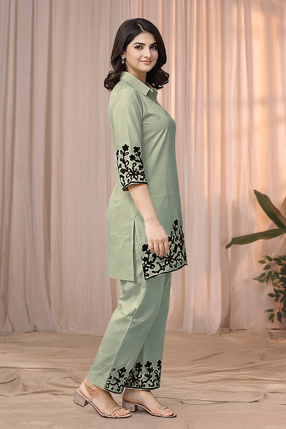 METRIC Women Kurta Pant Set - Image 3