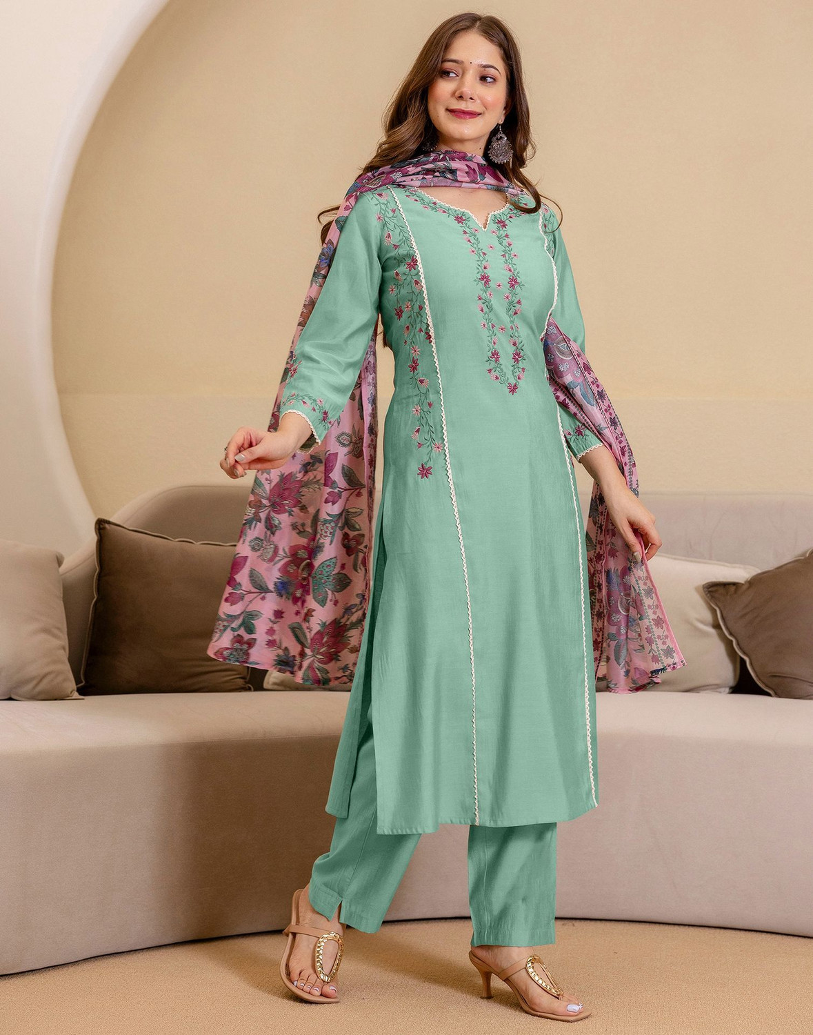 Image of Skylee Women Kurta Pant Dupatta Set