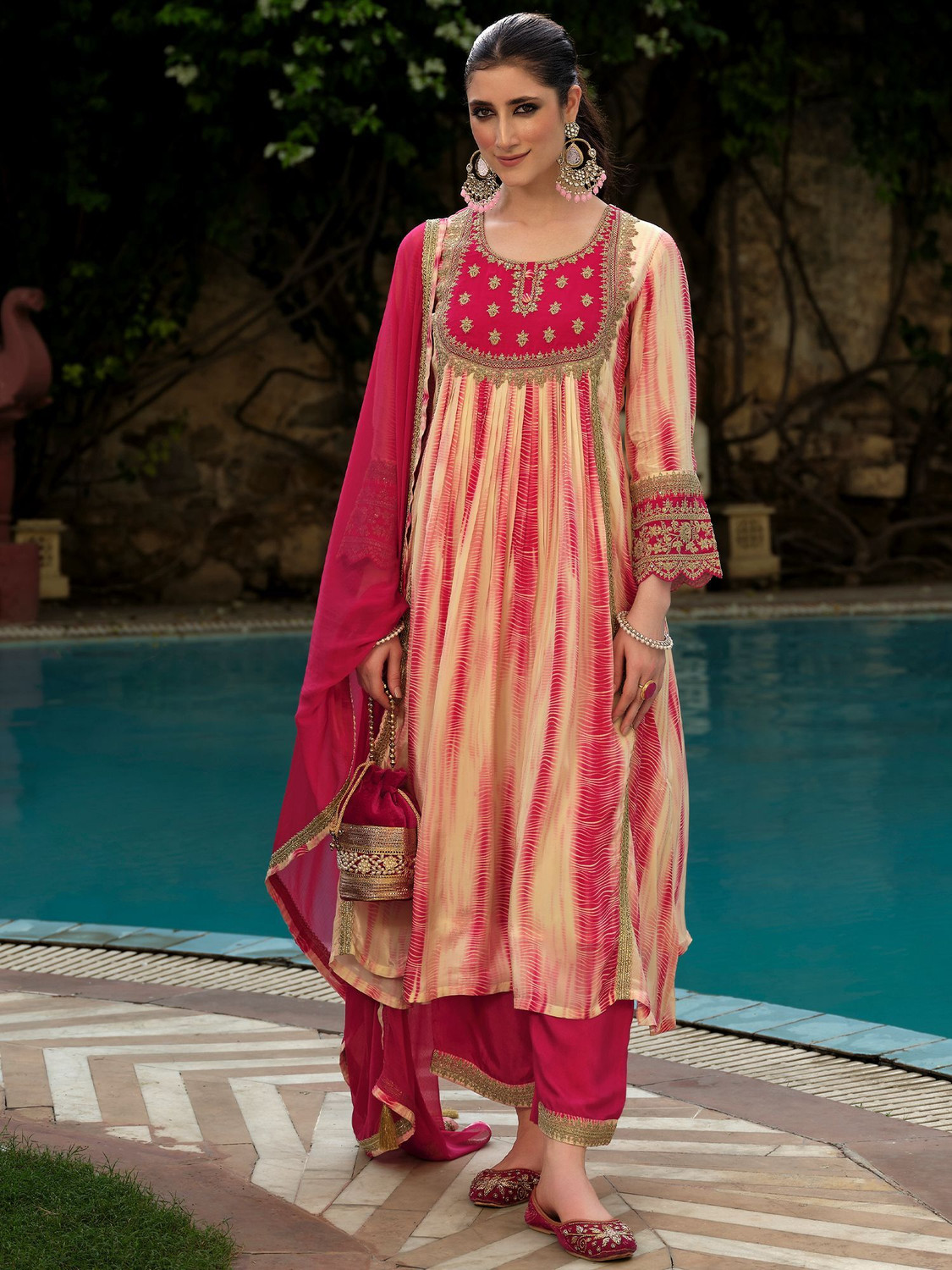 Image of Indo Era Women Kurta Pant Dupatta Set