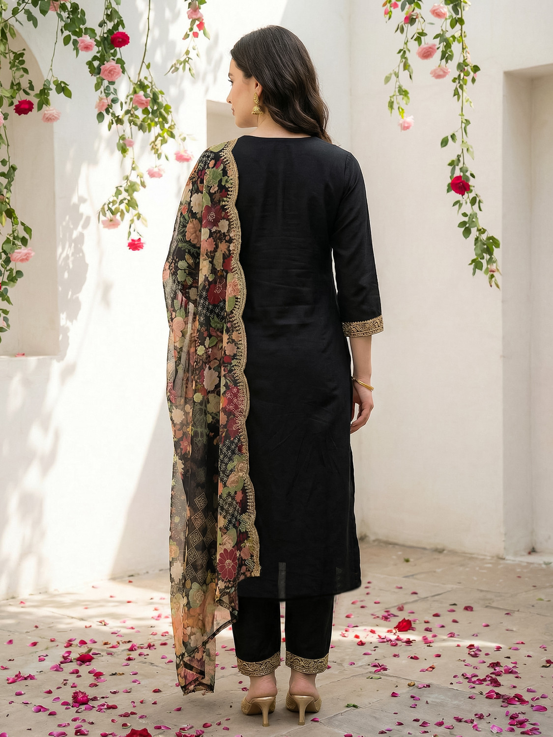 Image of Indo Era Women Kurta Pant Dupatta Set