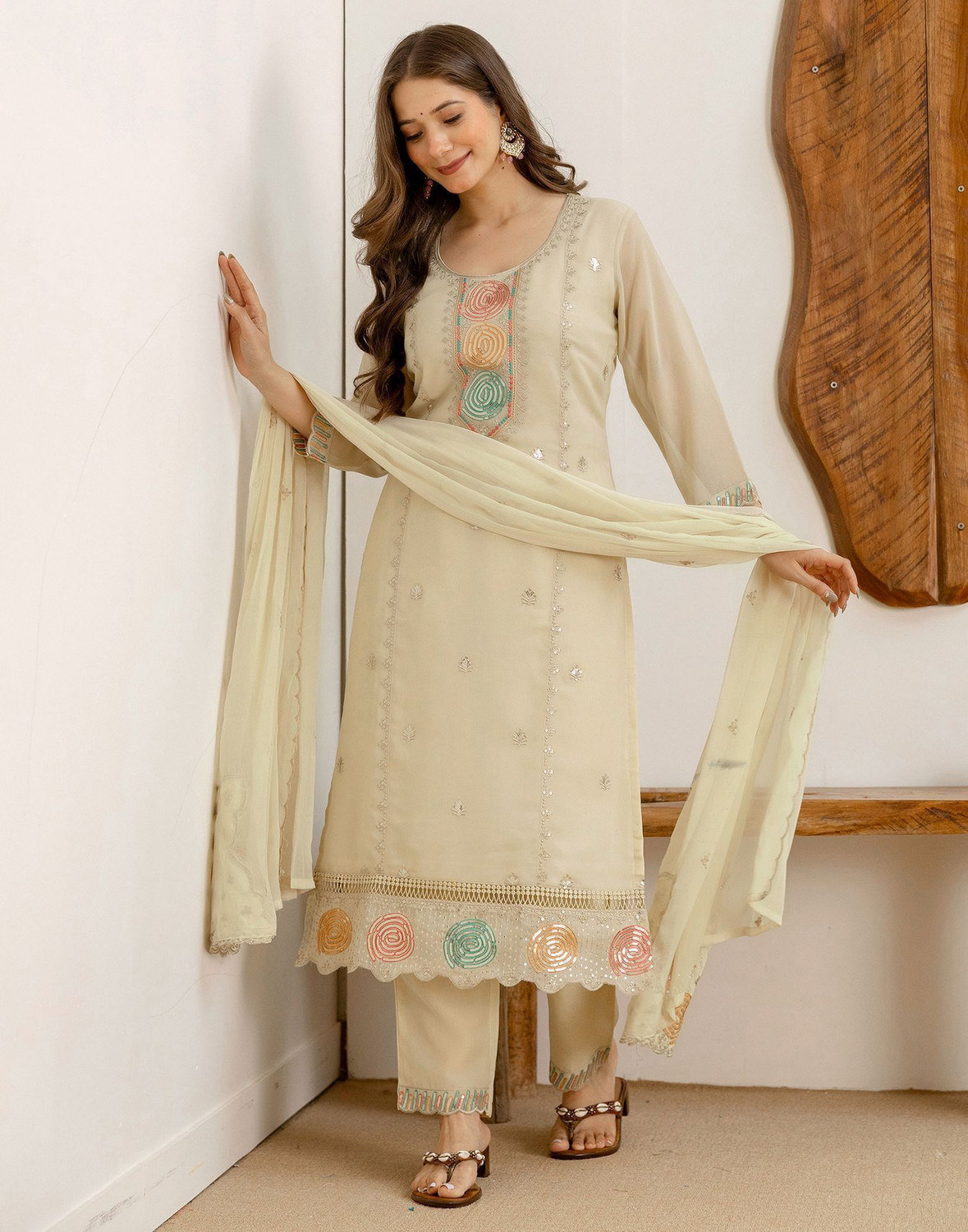 Image of Skylee Women Kurta Pant Dupatta Set