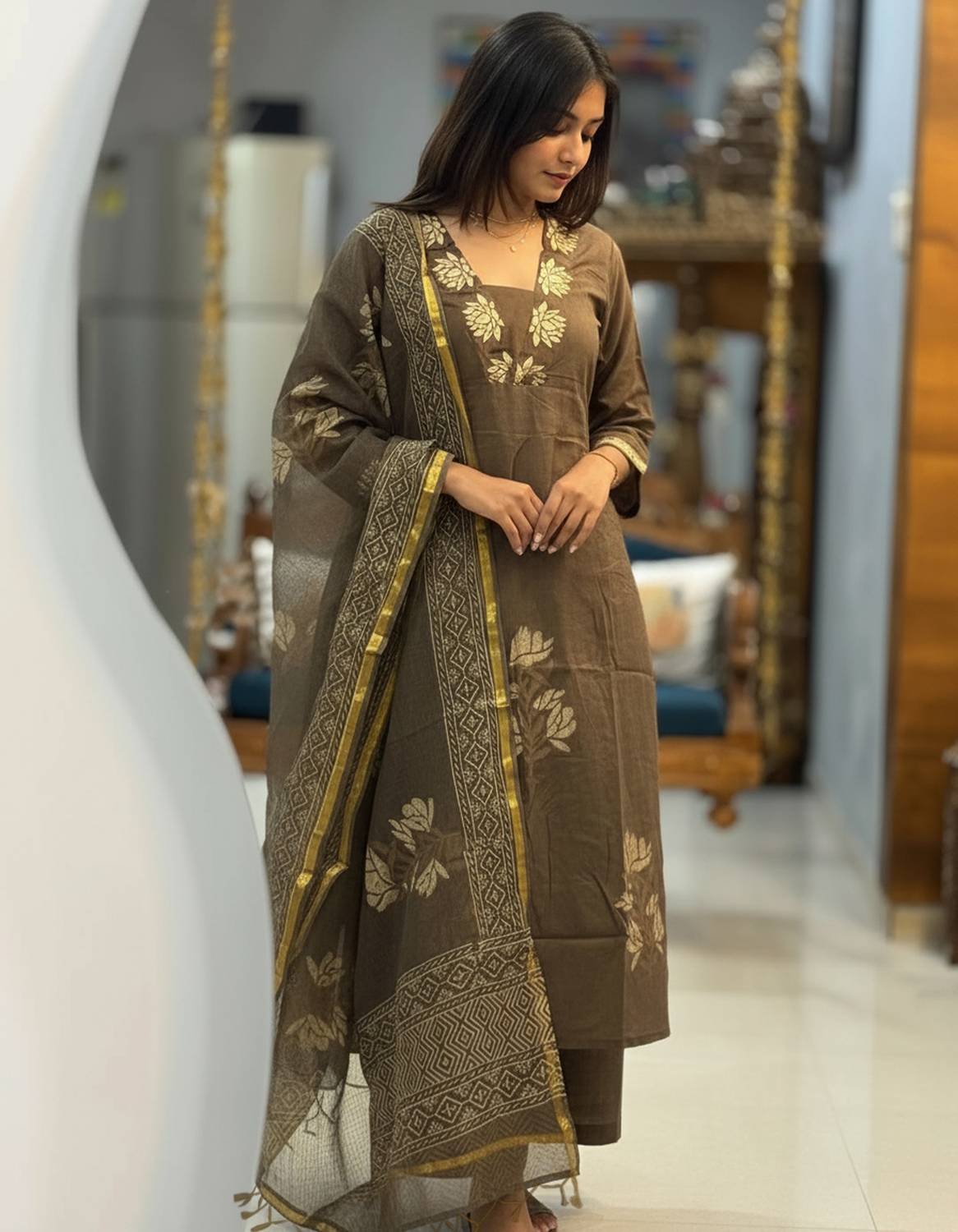 Shubhisha Women Kurti Palazzo Dupatta Set