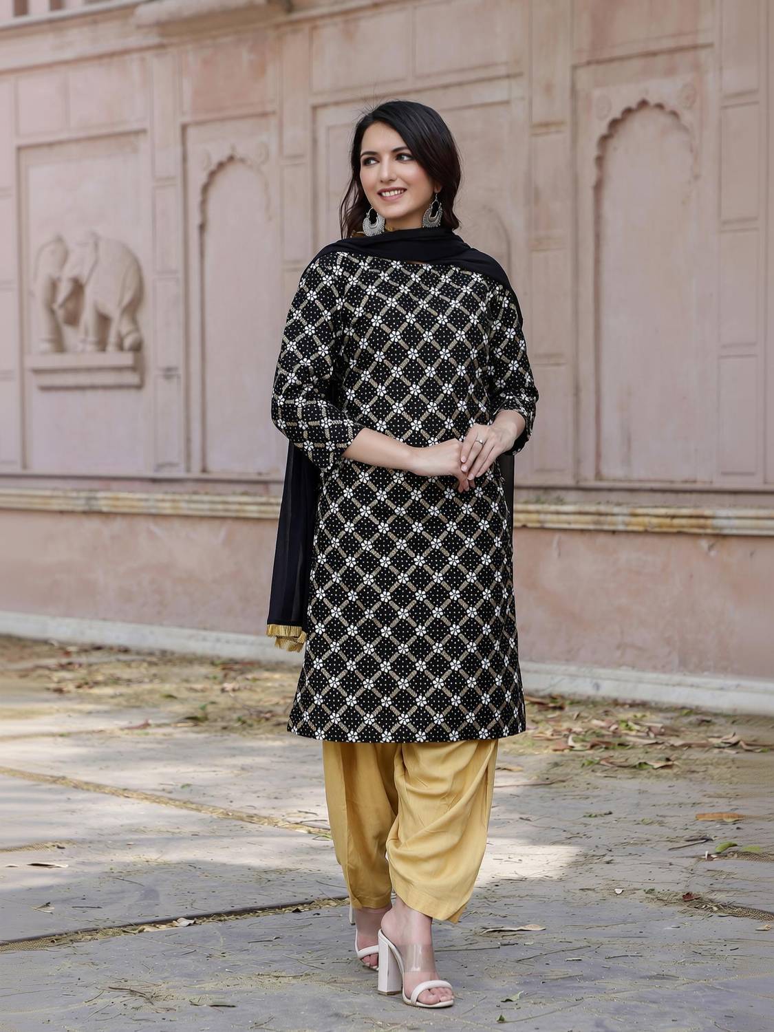 AAKASH Women Kurta Patiala Dupatta Set