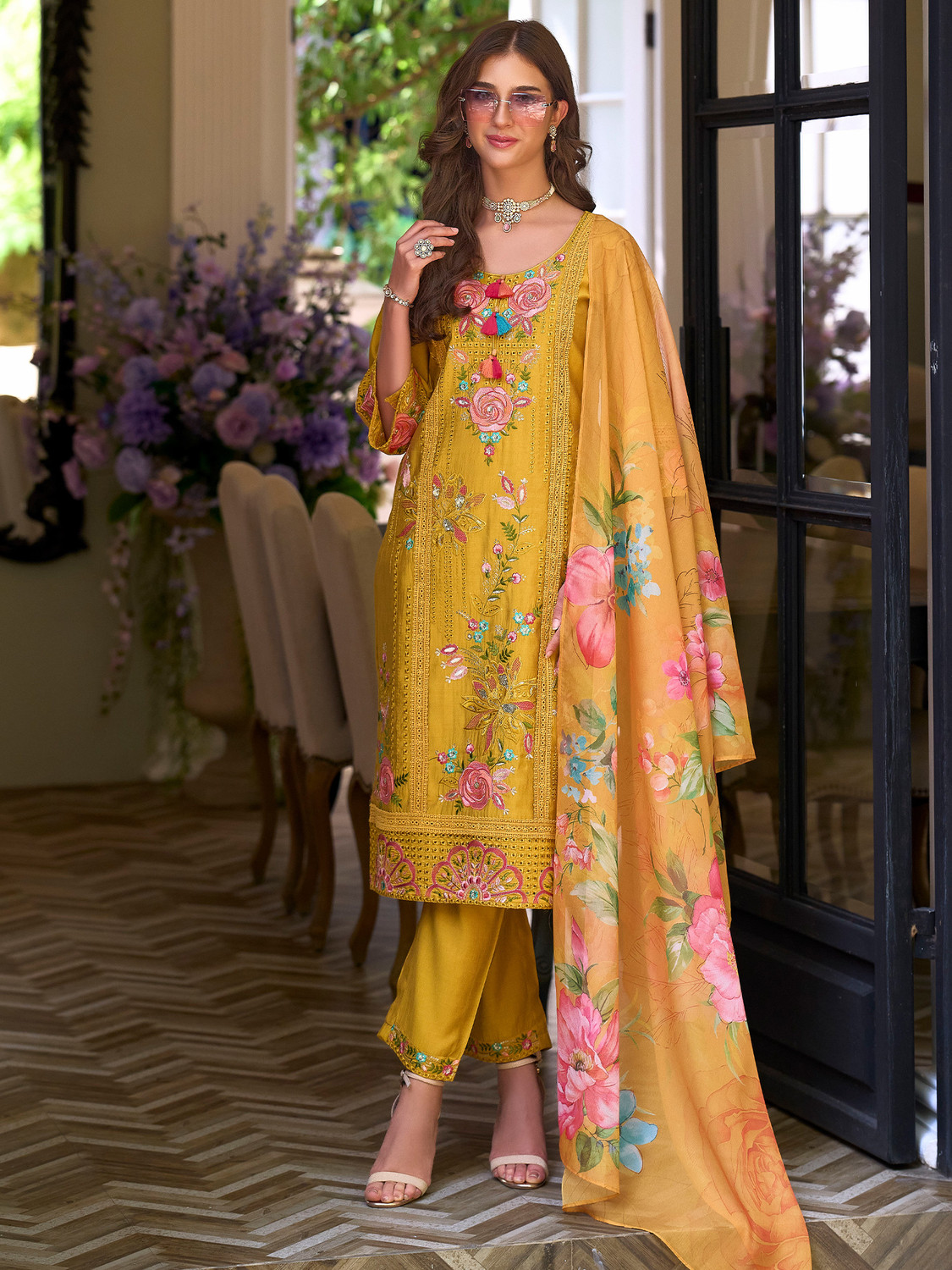 Image of Indo Era Women Kurta Pant Dupatta Set