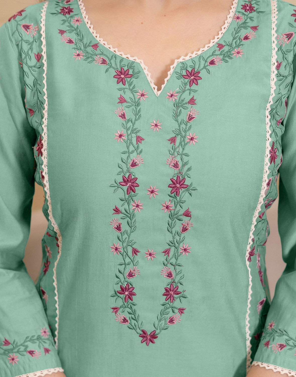Image of Skylee Women Kurta Pant Dupatta Set