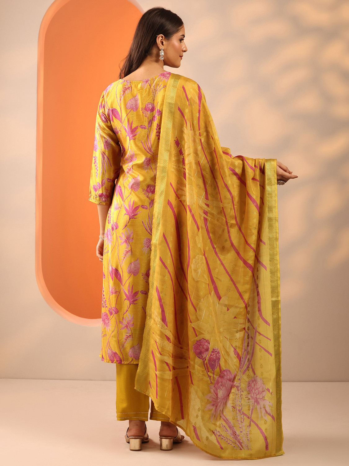 Image of LIBAS Women Kurta Pant Dupatta Set