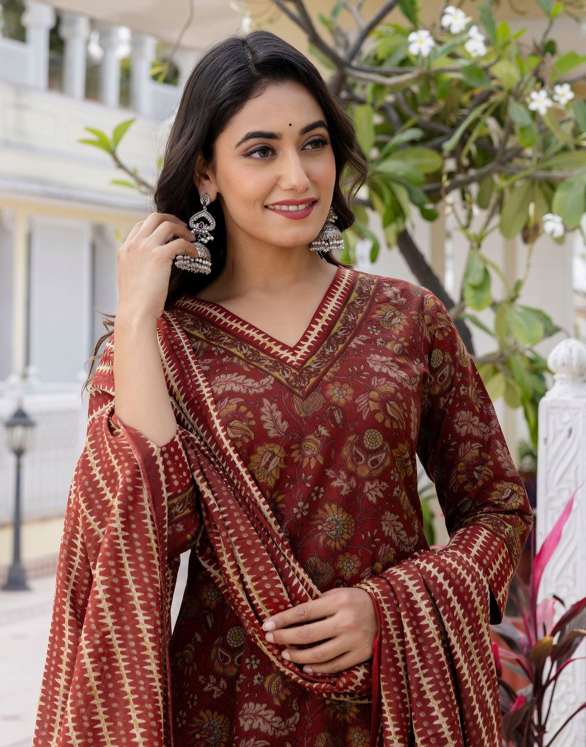 Image of Samah Women Kurta Pant Dupatta Set