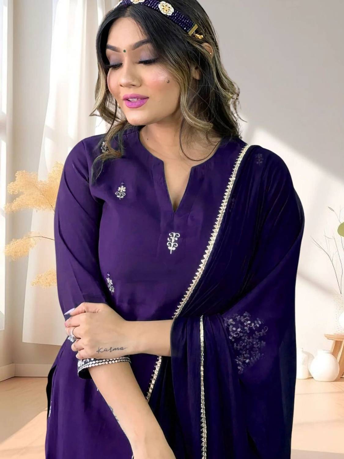 aurbhi Women Kurti Pant Dupatta Set