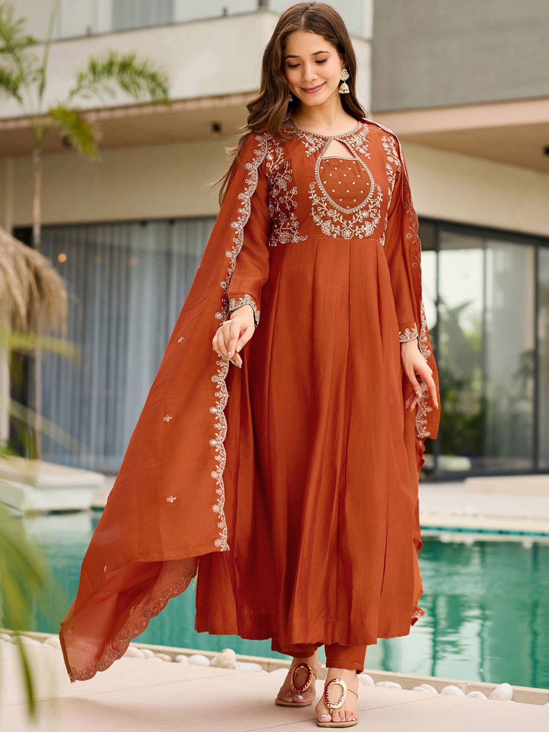 Image of Creeper Women Kurta Pant Dupatta Set